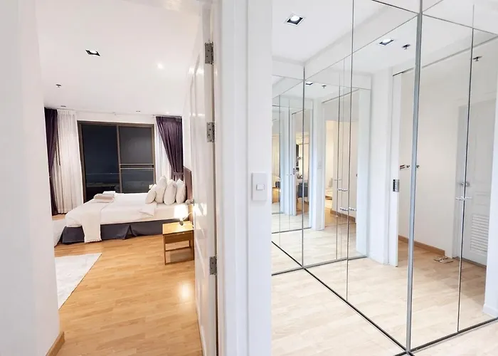 Apartment Newly Renovated 4-6 Pax Near Nana Bts Bangkok